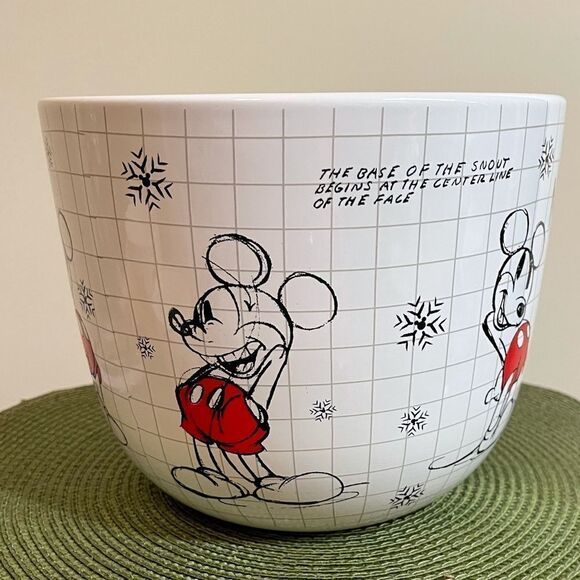 Disney Mickey Mouse Christmas planter NWT - Picture 8 of 11